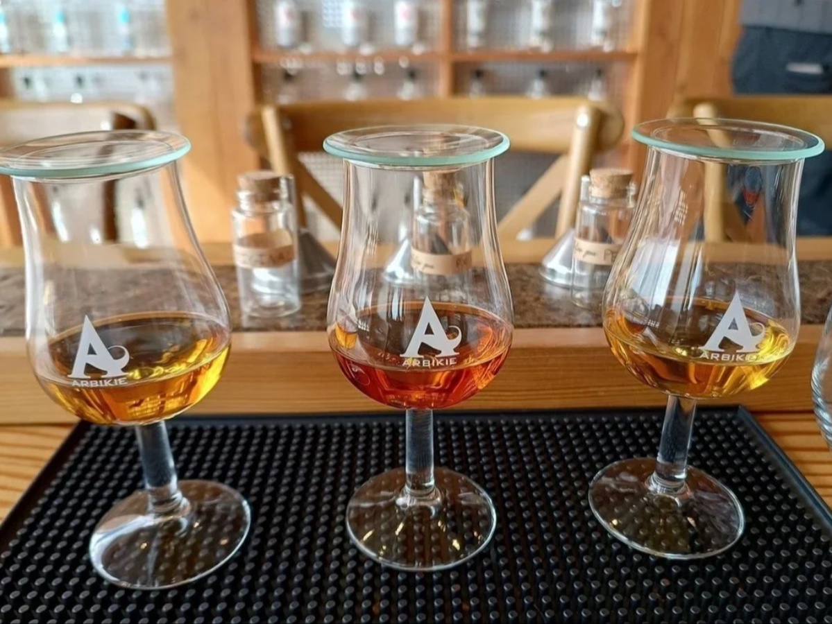 Arbikie's Whisky & Glamis Castle Joint Tour